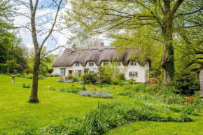 Till Cottage and Riverside Gardens nr Stonehenge